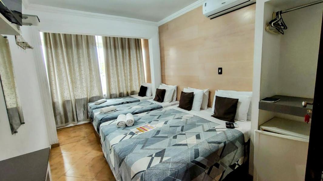 Superior Family Room,1765874056:JPEG